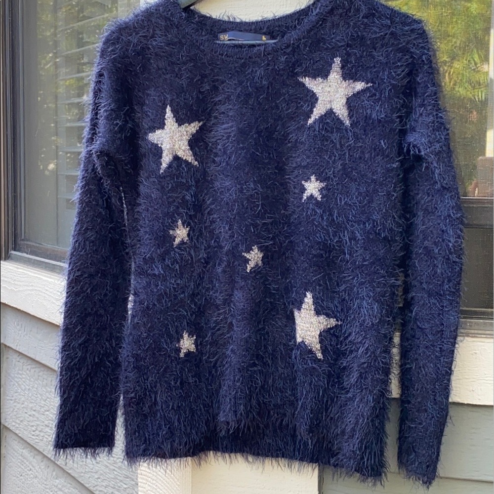 Sweater - Picture 6 of 6